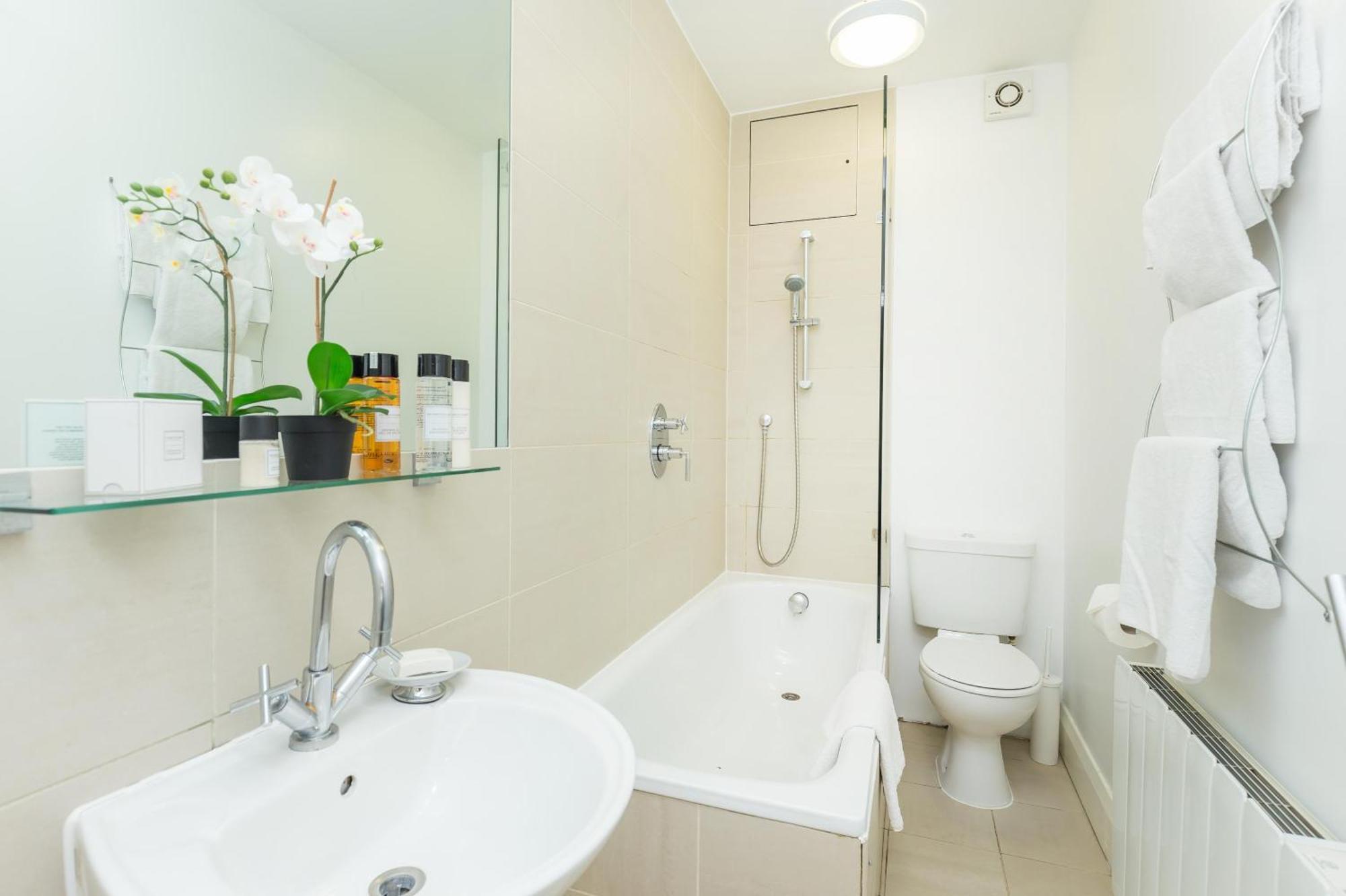 Picton 2Br Apartment - Prime Location & Comfort Londres Exterior foto